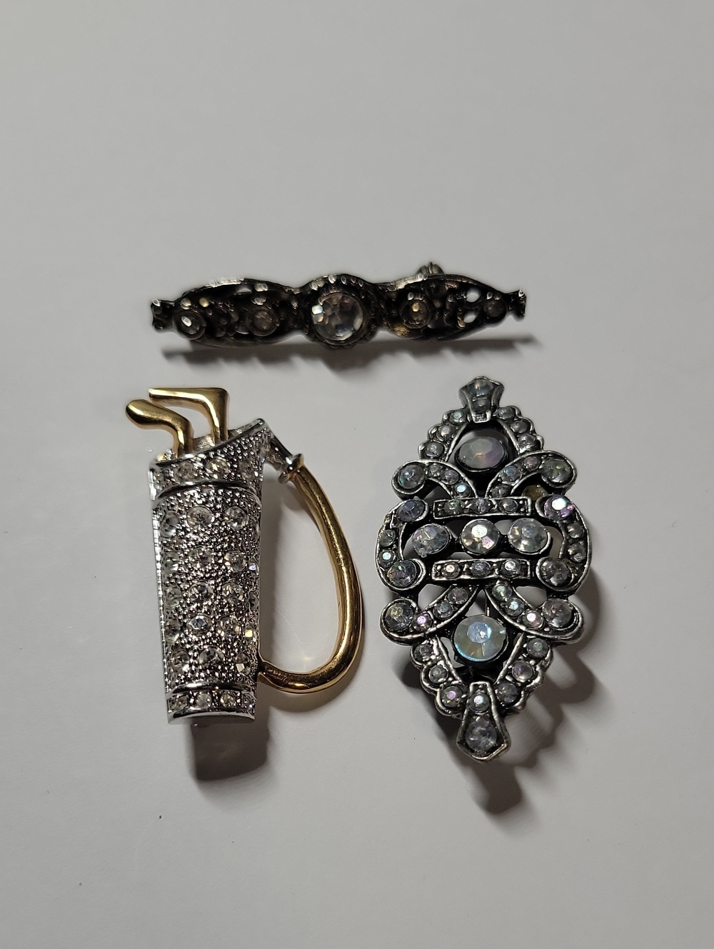 Womens Vintage Brooch Lot